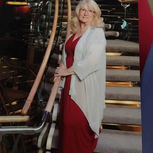 Meet your Posher, Fonda